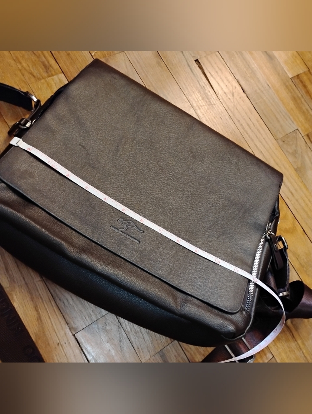 Kangaroo Kingdom Brown Leather Mens Messenger Bag. - Picture 12 of 12